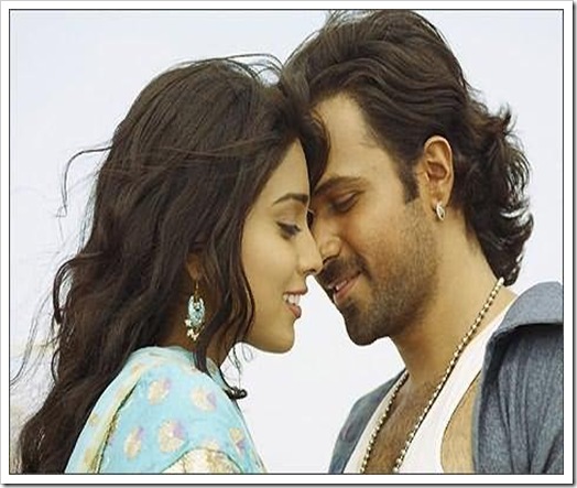 Emraan Hashmi Hot Kissing Scenes